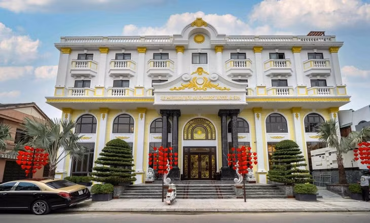 Khách sạn Le Pavillon Hội An Gallery Hotel & Spa nằm trong chuỗi khách sạn mang thương hiệu Le Pavillon Hội An Group Khách sạn Le Pavillon Hội An Gallery Hotel & Spa nằm trong chuỗi khách sạn mang thương hiệu Le Pavillon Hội An Group