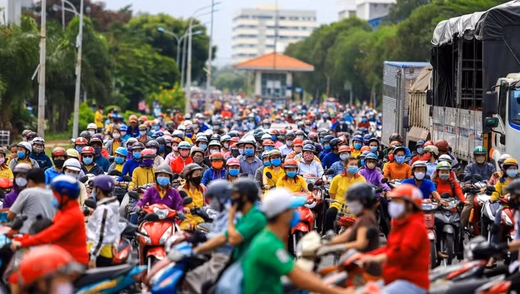 Các doanh nghiệp trong khu công nghiệp, khu chế xuất tại TP.HCM có nhu cầu tuyển hơn 10.500 lao động