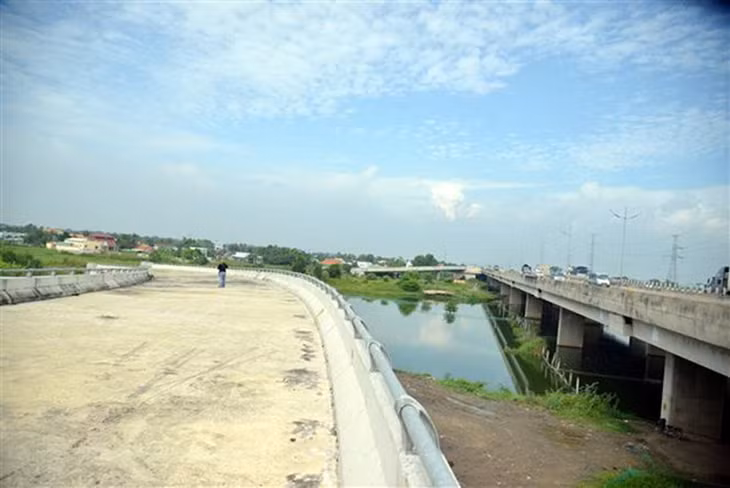 Khu vực nút giao Bến Lức (địa phận Long An), nơi giao giữa tuyến Vành đai 3 và cao tốc TP.HCM -Trung Lương