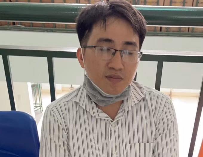 Sơn tại cơ quan điều tra