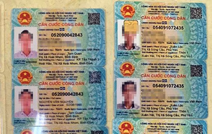 Căn cước công dân giả