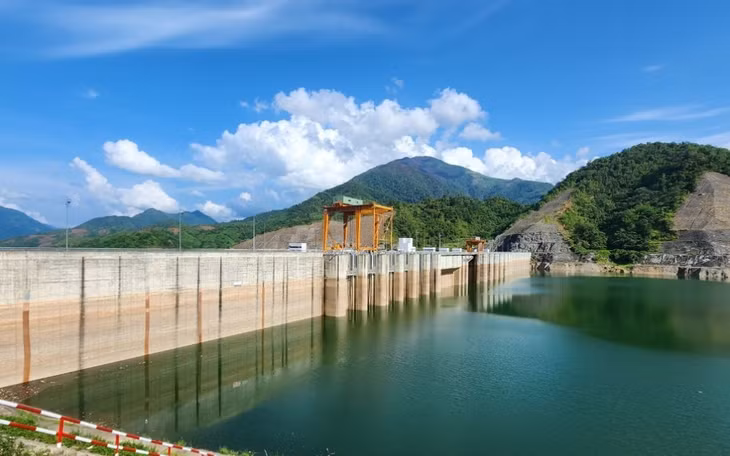 Mực nước hồ thủy điện Lai Châu ngày 20/6 Mực nước hồ thủy điện Lai Châu ngày 20/6