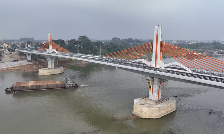 Dự án Xây dựng cầu Vĩnh Phú bắc qua sông Lô kết nối tỉnh Vĩnh Phúc và Phú Thọ Dự án Xây dựng cầu Vĩnh Phú bắc qua sông Lô kết nối tỉnh Vĩnh Phúc và Phú Thọ