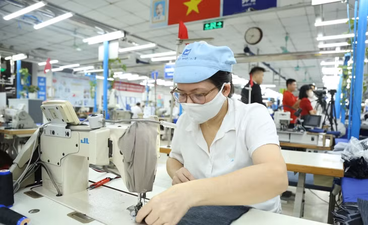 Dự kiến từ tháng 7, lương lao động tăng 200.000 - 280.000 đồng tùy vùng