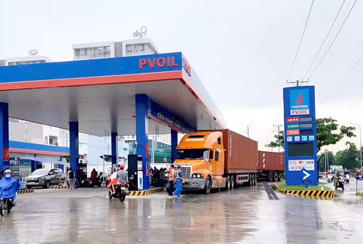 Sát Tết, giá xăng vẫn được điều chỉnh vào thứ Năm ngày 8/2