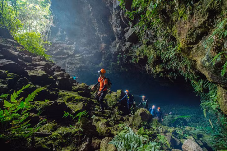 Hệ thống hang động dài hơn 10.000 m trong công viên địa chất Đăk Nông