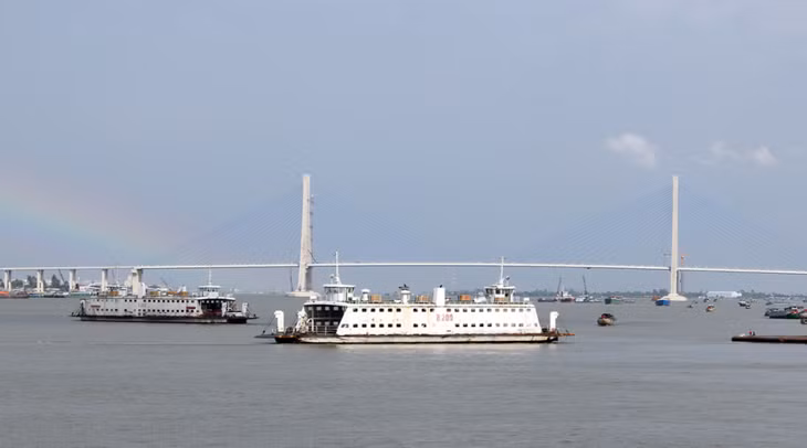 Phà Vàm Cống