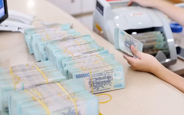 Theo NHNN, lãi suất liên ngân hàng tăng lên 13% một năm Theo NHNN, lãi suất liên ngân hàng tăng lên 13% một năm