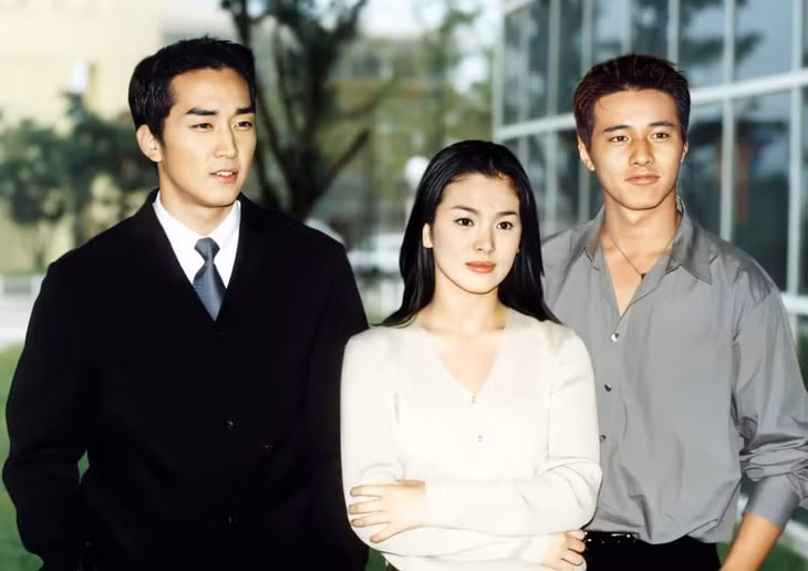 Bộ phim “Trái tim mùa thu” từng làm mưa làm gió trên màn ảnh Việt những năm 1990, là một trong những tác phẩm góp phần lan rộng làn sóng Hallyu đến nhiều quốc gia châu Á Bộ phim “Trái tim mùa thu” từng làm mưa làm gió trên màn ảnh Việt những năm 1990, là một trong những tác phẩm góp phần lan rộng làn sóng Hallyu đến nhiều quốc gia châu Á