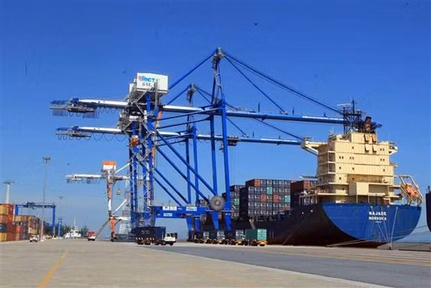 Tàu container tại Cảng Hải Phòng.
