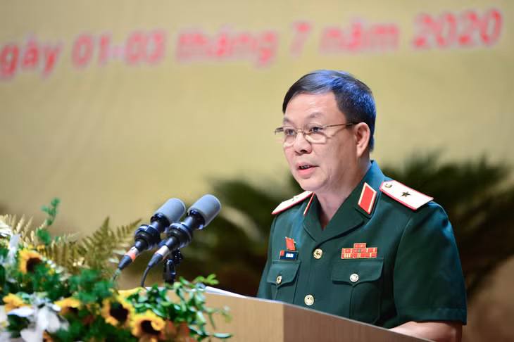 Quyền Chủ tịch kiêm Tổng giám đốc Tập đoàn Viettel Thiếu tướng Lê Đăng Dũng phát biểu tại Đại hội