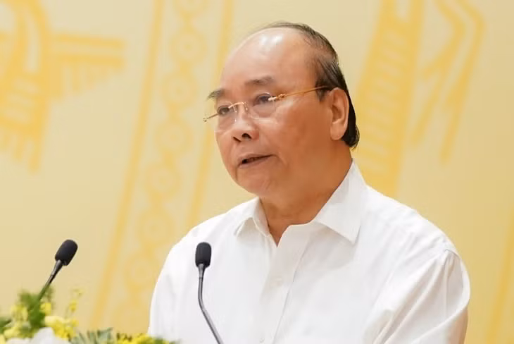 Thủ tướng Nguyễn Xuân Phúc đồng ý đưa 14.000 người Việt ở nước ngoài về nước, chưa mở cửa cho du khách quốc tế. Ảnh: VGP