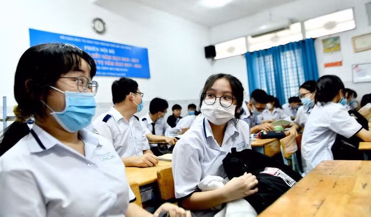 Năm học 2020-2021 sẽ hoàn thành trước ngày 31/5 Năm học 2020-2021 sẽ hoàn thành trước ngày 31/5