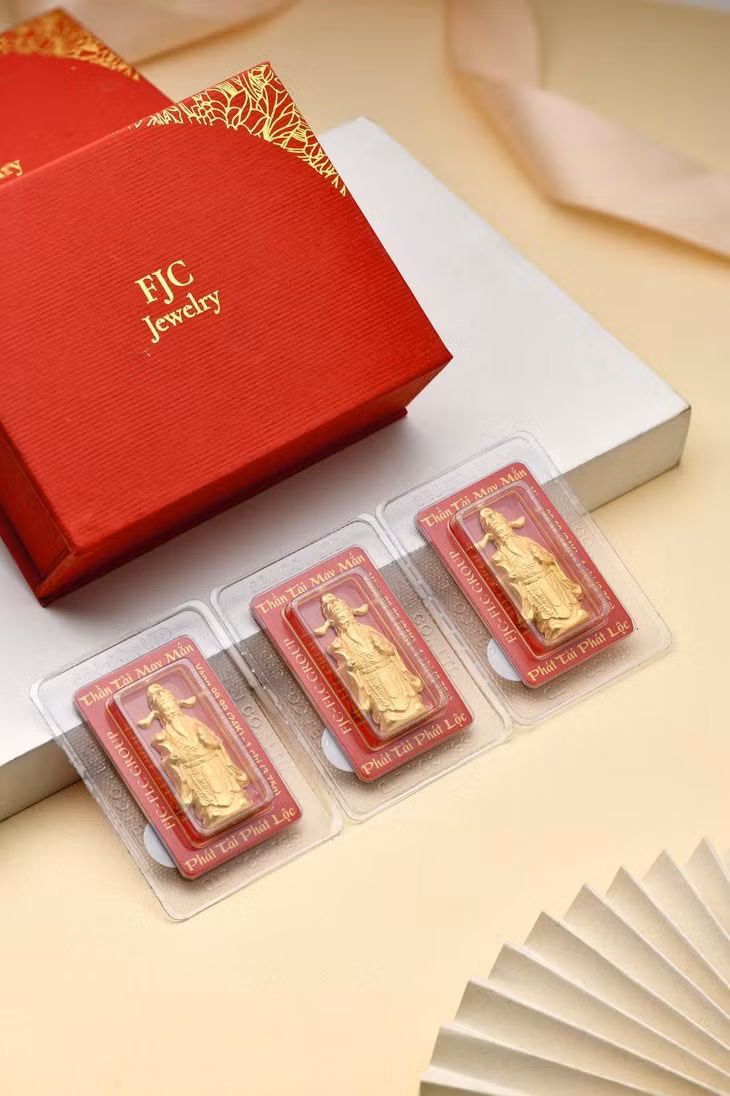 Vàng ép vỉ Thần Tài may mắn 24K FJC