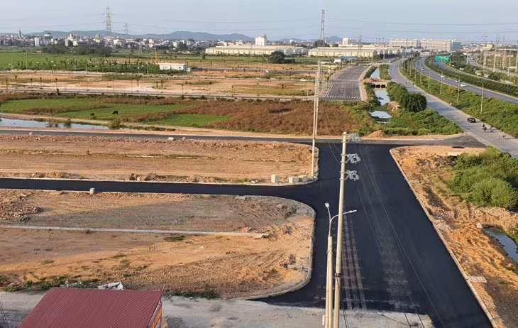 Đến hết tháng 10, Bắc Giang có 90 lô đất bỏ cọc. Ảnh minh họa