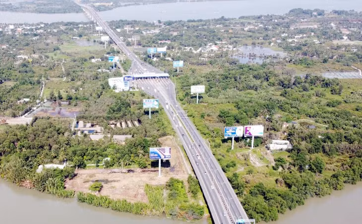 Trạm thu phí cao tốc TP.HCM - Long Thành hoạt động trở lại từ 0h ngày 5/10