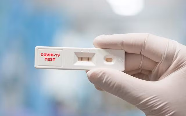 Vật tư sản xuất que test Covid-19 được miễn thuế nhập khẩu