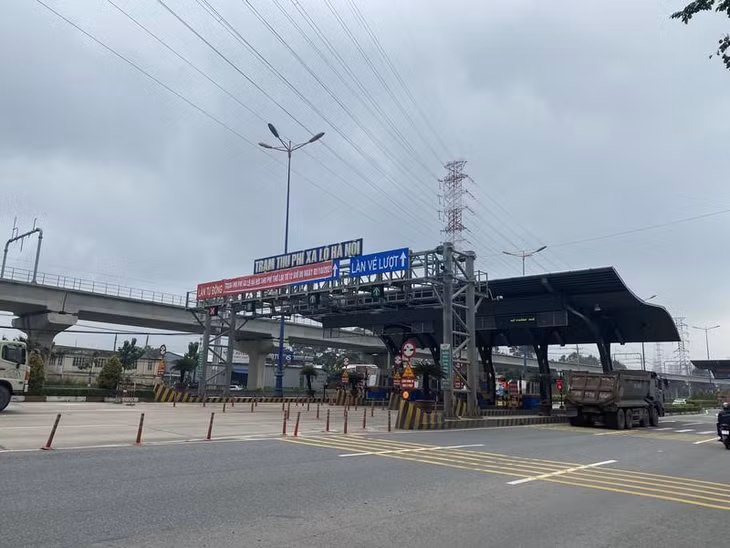 Giao thông tại trạm thu phí Xa lộ Hà Nội rất ổn định Giao thông tại trạm thu phí Xa lộ Hà Nội rất ổn định