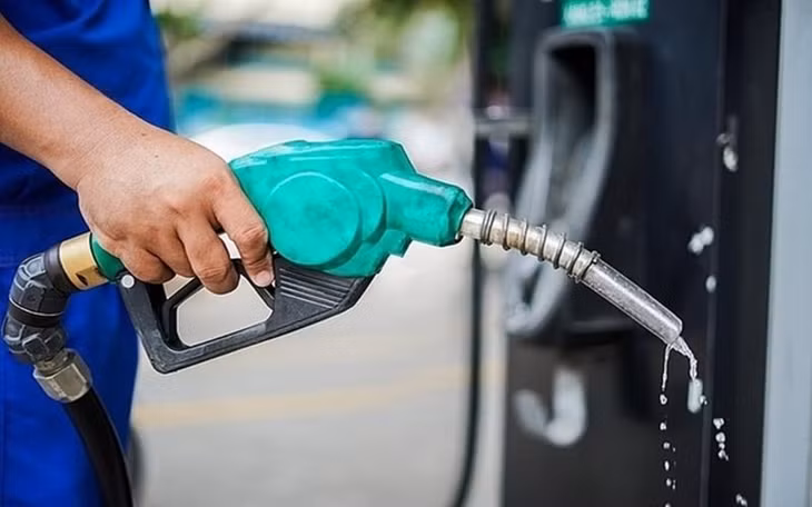 Bộ Công Thương đề xuất sử dụng xăng E10 từ năm sau. Ảnh minh họa