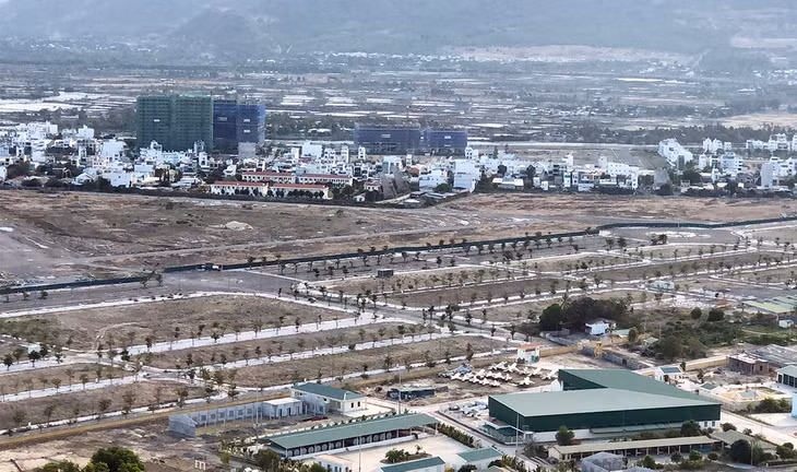 Một khu vực ở sân bay Nha Trang giao doanh nghiệp thực hiện dự án BT bị thanh tra Một khu vực ở sân bay Nha Trang giao doanh nghiệp thực hiện dự án BT bị thanh tra