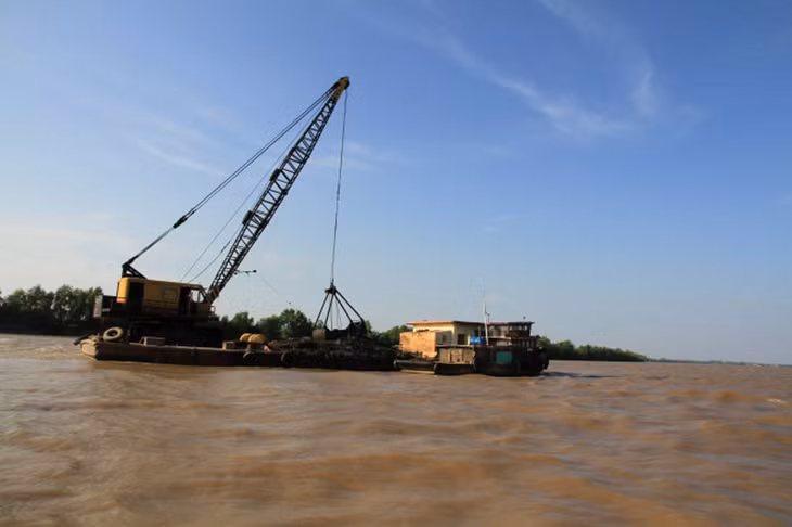 Bến Tre chi hơn 850 tỷ đồng nạo vét luồng sông Tiền. Ảnh minh họa