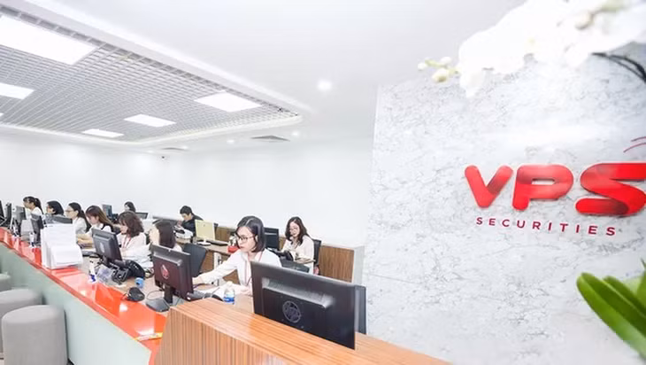 Chứng khoán VPS và nhân viên bị xử phạt. Ảnh minh họa