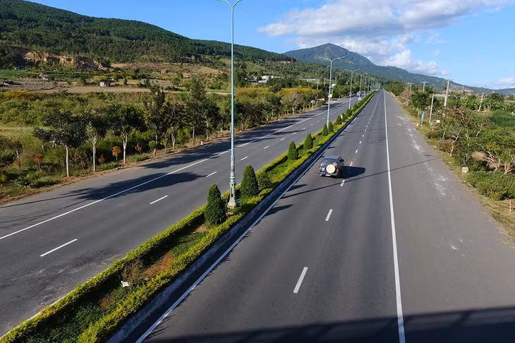 Sở TN-MT tỉnh Lâm Đồng xin cơ chế đặc thù để giải bài toán vật liệu xây dựng phục vụ Dự án cao tốc Bảo Lộc - Liên Khương