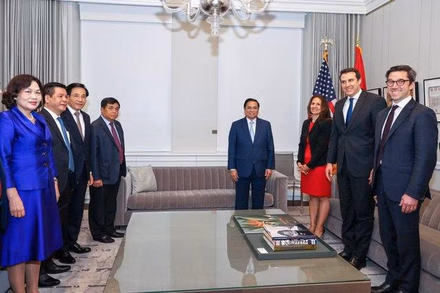 Thủ tướng gặp gỡ Ban lãnh đạo Sàn giao dịch chứng khoán New York - Ảnh: VGP