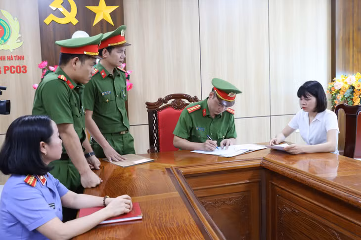 Bị can Nguyễn Thị Bích Ngọc tại cơ quan điều tra