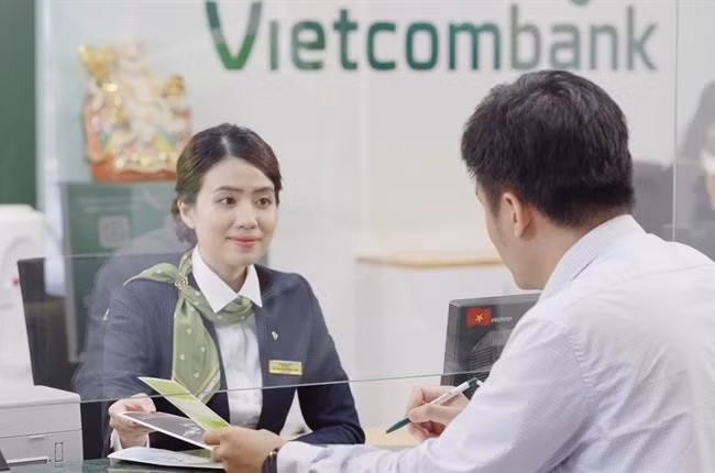 Lãi suất tiền gửi của khách hàng cá nhân tại nhiều ngân hàng giảm từ đầu tháng 5