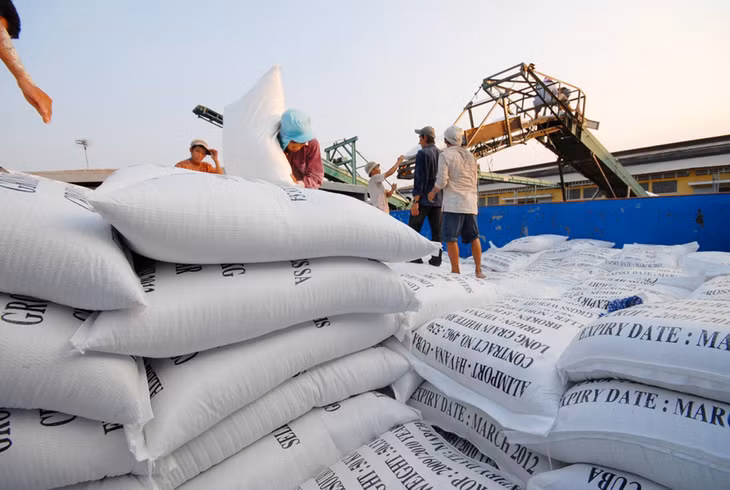 Giá gạo xuất khẩu bình quân 4 tháng đầu năm 2023 ước đạt 526 USD/tấn, tăng 8% so với cùng kỳ năm trước Giá gạo xuất khẩu bình quân 4 tháng đầu năm 2023 ước đạt 526 USD/tấn, tăng 8% so với cùng kỳ năm trước
