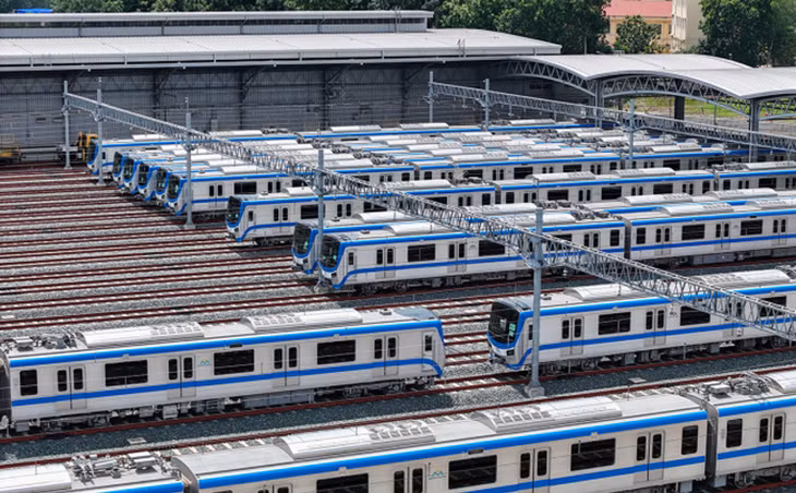 Các đoàn tàu thuộc metro Bến Thành - Suối Tiên tập kết ở depot Long Bình Các đoàn tàu thuộc metro Bến Thành - Suối Tiên tập kết ở depot Long Bình