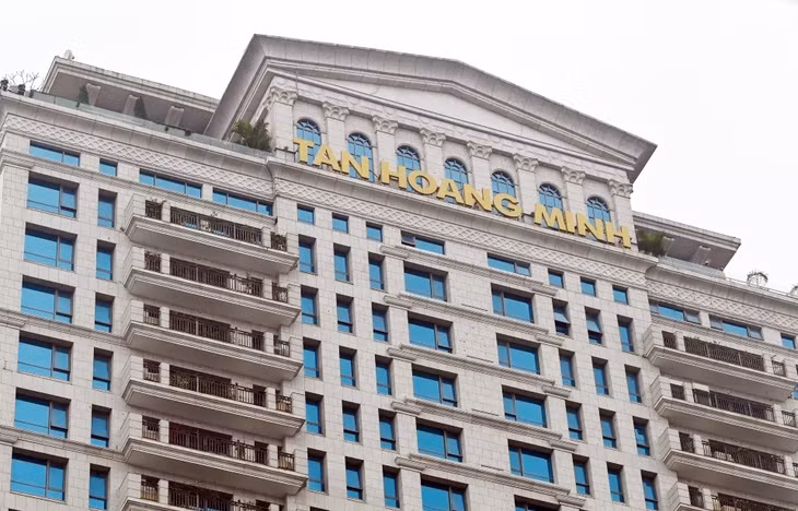 Agribank gần đây liên tục rao bán các khoản nợ để thu hồi 1.000 tỷ đồng của Tân Hoàng Minh và các công ty liên quan