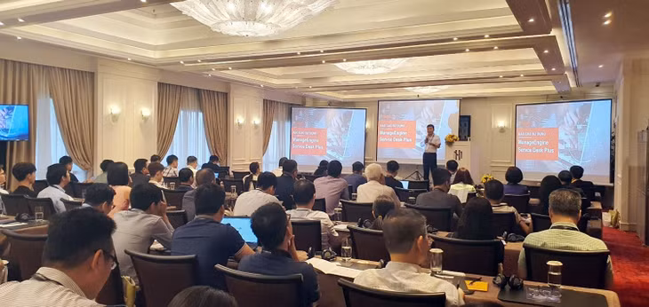 Ông Bùi Quốc Khánh - Tổng giám đốc Công ty CP TNTech chia sẻ kinh nghiệm triển khai hệ thống AIOps tại Hội thảo Ông Bùi Quốc Khánh - Tổng giám đốc Công ty CP TNTech chia sẻ kinh nghiệm triển khai hệ thống AIOps tại Hội thảo