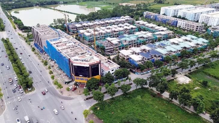 Hàng chục căn biệt thự trong khu đô thị Thanh Hà Cienco 5 được xây dựng trở lại