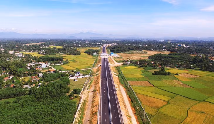 Cao tốc đầu tiên ở miền Trung, tuyến Đà Nẵng - Quảng Ngãi