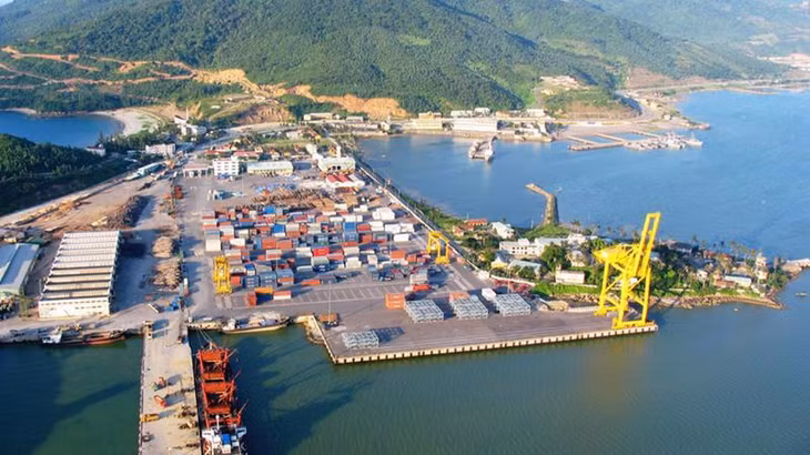 Trong tương lai, cảng Tiên Sa (Đà Nẵng) sẽ chỉ phục vụ tàu khách du lịch, tàu hàng sẽ chuyển sang cảng Liên Chiểu.