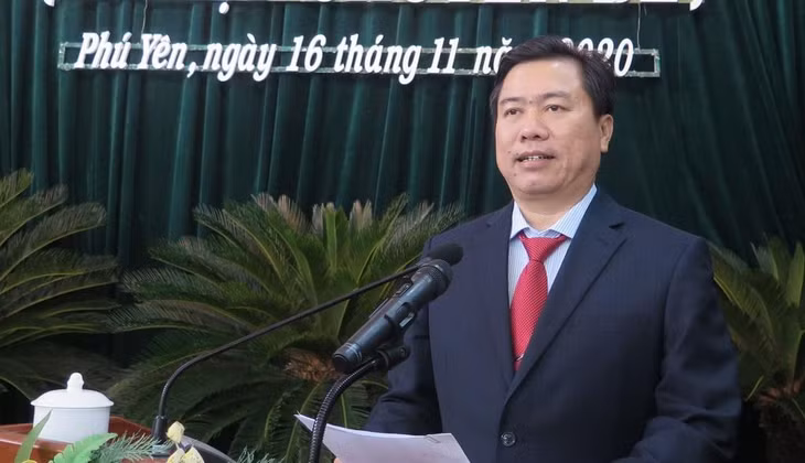 UBKT Trung ương thi hành kỷ luật bằng hình thức Cảnh cáo đối với Phó Bí thư Tỉnh ủy, Chủ tịch UBND tỉnh Phú Yên Trần Hữu Thế. Ảnh: Đức Huy