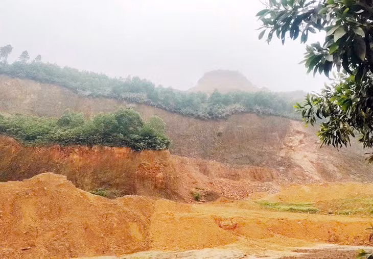 Mỏ đất Động Ván