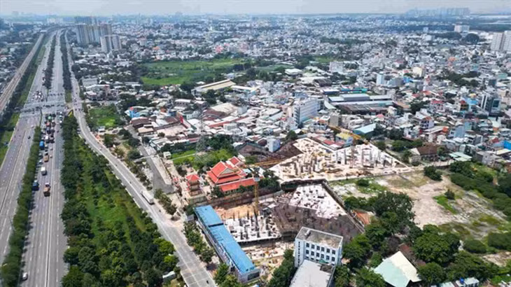 Khu vực đoạn Vành đai 2 TPHCM (từ cầu Phú Hữu đến đường Võ Nguyên Giáp) đi qua Khu vực đoạn Vành đai 2 TPHCM (từ cầu Phú Hữu đến đường Võ Nguyên Giáp) đi qua