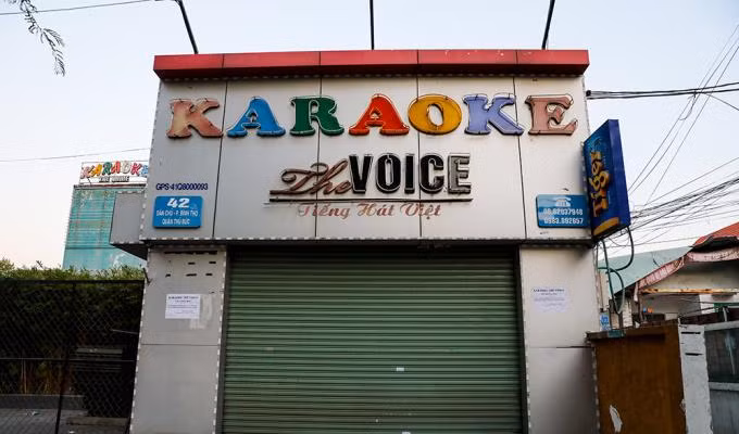 TP.HCM cho phép vũ trường, karaoke, massage... hoạt động từ ngày 10/1 TP.HCM cho phép vũ trường, karaoke, massage... hoạt động từ ngày 10/1