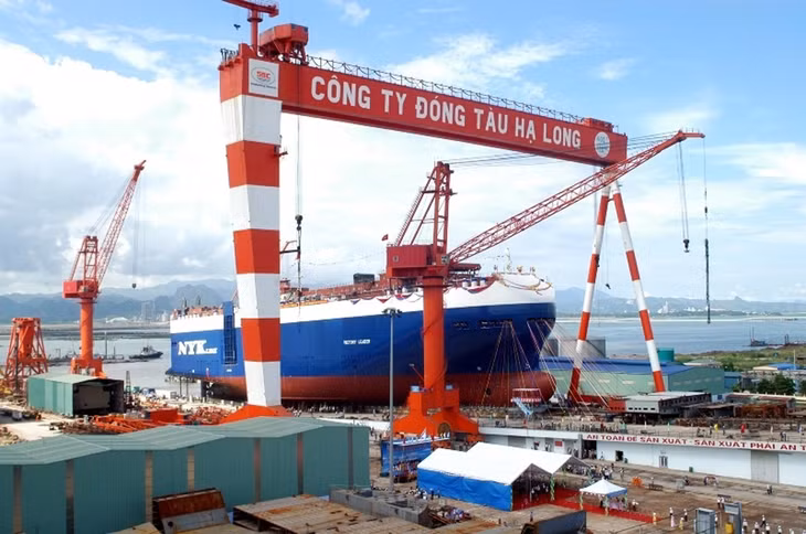 Công ty Đóng tàu Hạ Long - một trong 7 công ty con của SBIC