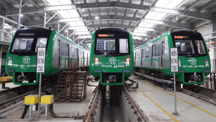 Theo phương án vận hành, tàu chạy từ 5h sáng đến 23h đêm hàng ngày, tần suất 6 - 7 phút mỗi chuyến Theo phương án vận hành, tàu chạy từ 5h sáng đến 23h đêm hàng ngày, tần suất 6 - 7 phút mỗi chuyến