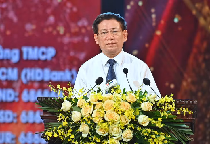 Bộ trưởng Tài chính Hồ Đức Phớc cam kết công khai, minh bạch số tiền hàng ngày, từng đợt ủng hộ và công khai quyết toán của Bộ Y tế sau từng đợt tiêm vaccine phòng chống COVID-19.