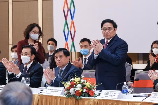 Thủ tướng Chính phủ Phạm Minh Chính tham dự Diễn đàn Doanh nghiệp Việt Nam. Ảnh: VGP