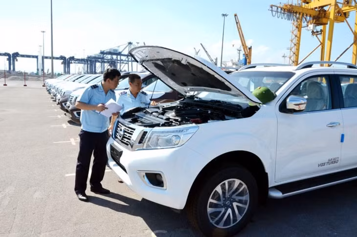 Tính chung từ đầu năm đến 15/11, cả nước nhập khẩu 144.726 ô tô nguyên chiếc các loại. Ảnh minh họa
