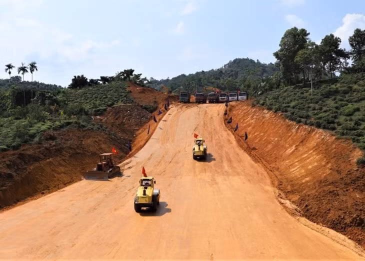 Dự án cao tốc Tuyên Quang - Hà Giang (giai đoạn 1), đoạn qua địa bàn tỉnh Hà Giang đã bàn giao 97,7% mặt bằng