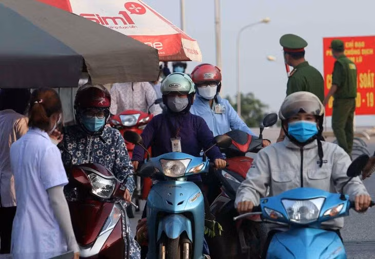Hà Nội lập chốt 6 kiểm soát Covid-19 tại địa bàn giáp ranh với tâm dịch Bắc Ninh và Bắc Giang