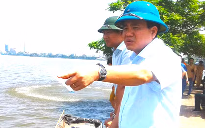 Ông Nguyễn Đức Chung chỉ đạo xử lý nước hồ khi còn làm Chủ tịch UBND TP. Hà Nội Ông Nguyễn Đức Chung chỉ đạo xử lý nước hồ khi còn làm Chủ tịch UBND TP. Hà Nội