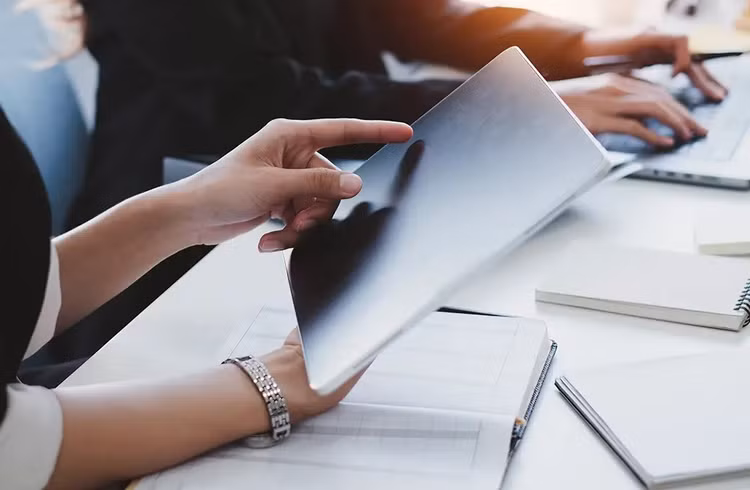Cùng đọc hồ sơ mời thầu ngày 28/8/2026